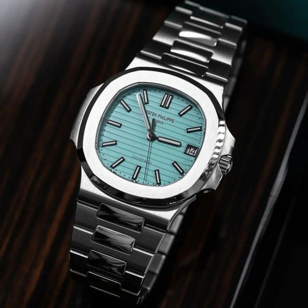 PATEK PHILIPPE AUTOMATIC PREMIUM WATCH SHAHRUKH KHAN EDITION - Image 5