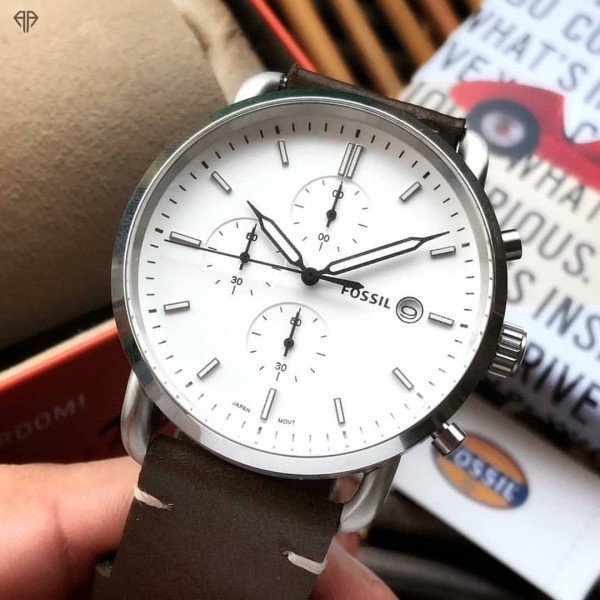 FOSSIL COMMUTER PREMIUM WRIST WATCH - Image 3