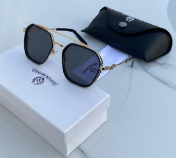 Branded Sunglasses hearts gold black(With Original Kit)