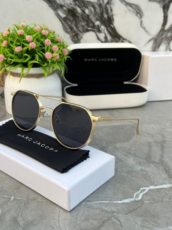 Branded Mj Metal Frame Gold Black Sunglasses (With Original Kit) - Image 2