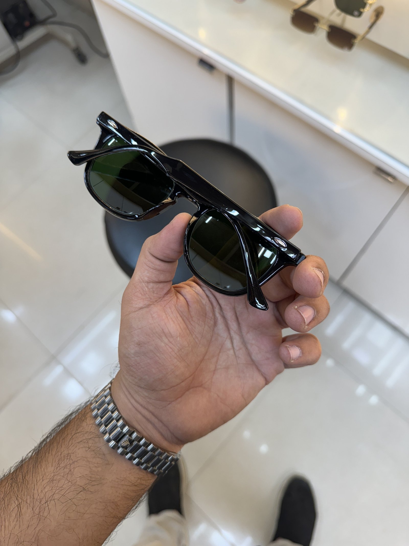 Branded RB 2298 hawkeye black green Sunglasses (With Original Kit) - Image 2
