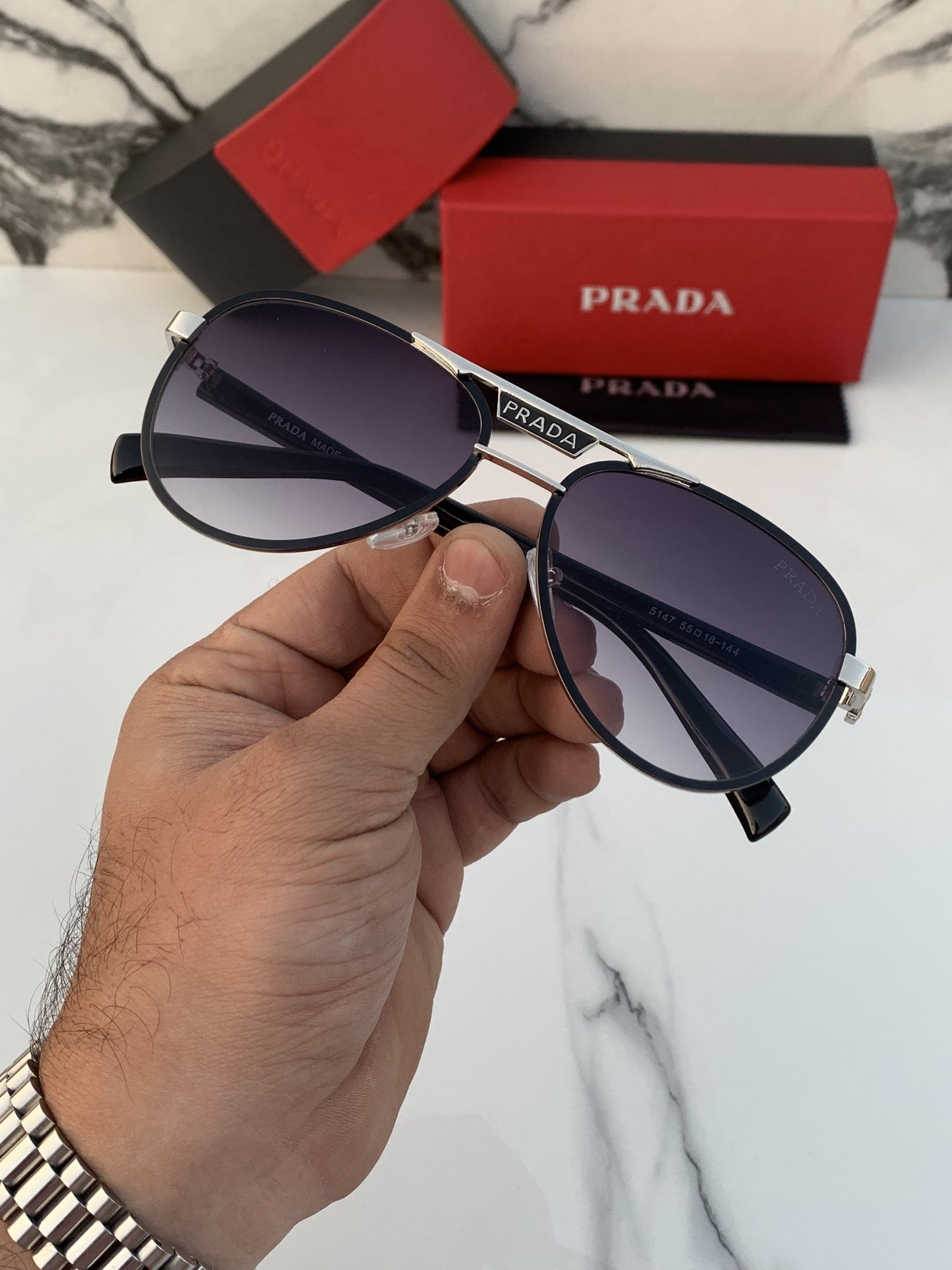 Branded PDA 5147_silver_black Sunglasses (With Original Kit)
