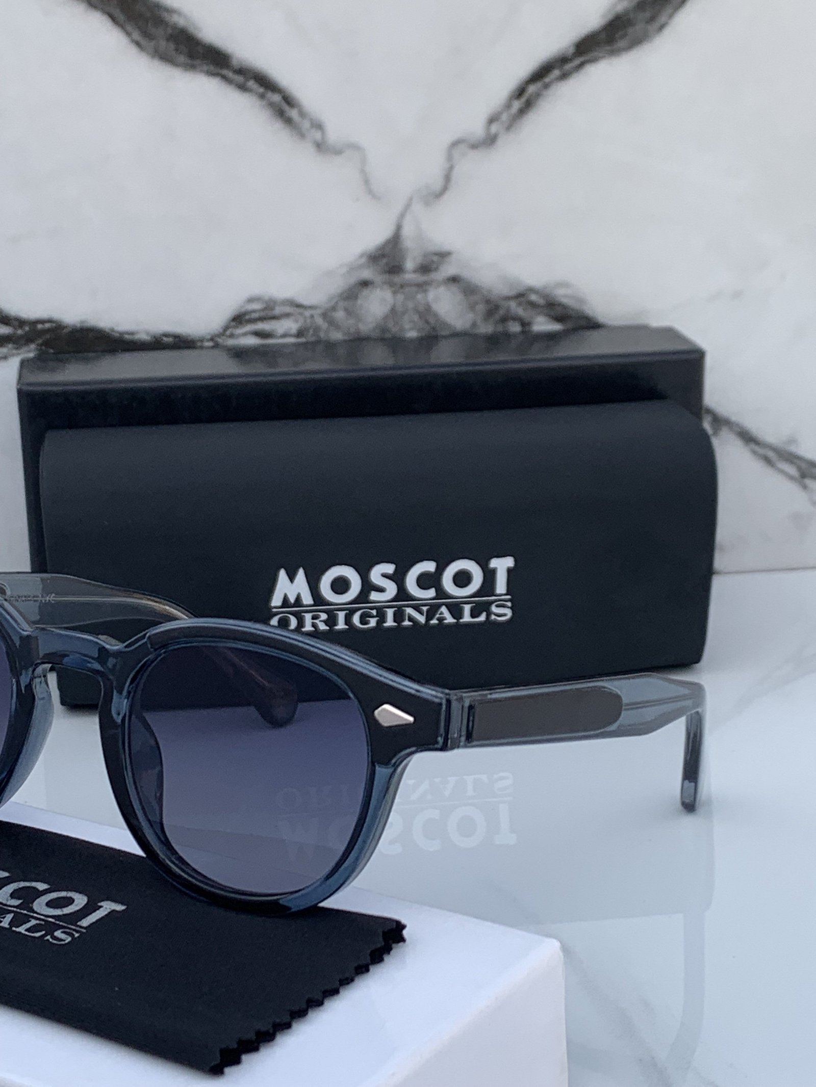 Branded Msct Blue Grey Sunglasses AD (With Original Kit) - Image 5